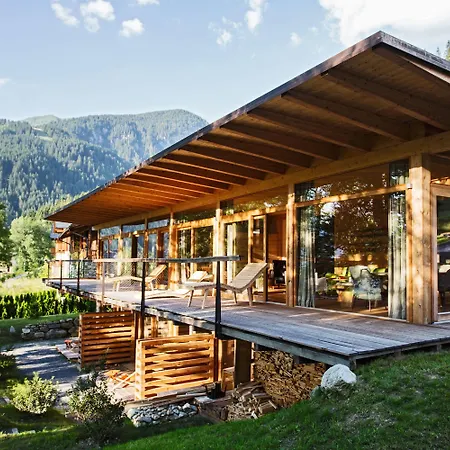 Alpenlofts Apartment *
